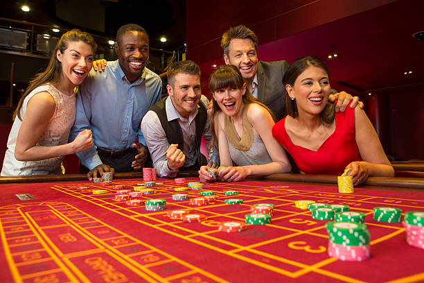 asik qq live-dealer studio with professional lighting and HD camera setup
